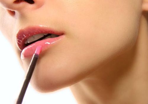 Tips-Memilih-Lip-Gloss